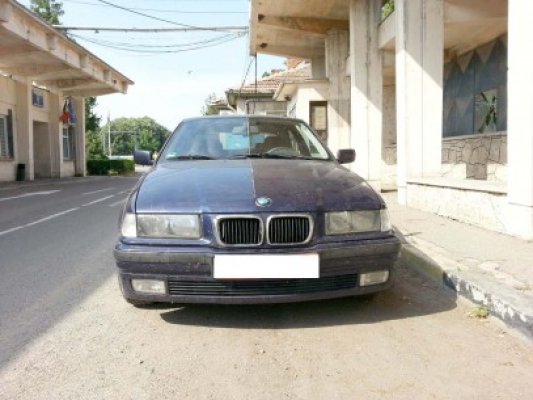 BMW furat din Germania, descoperit la Negru Vodă